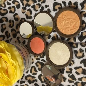 BECCA bundle of 3 LIKE NEW